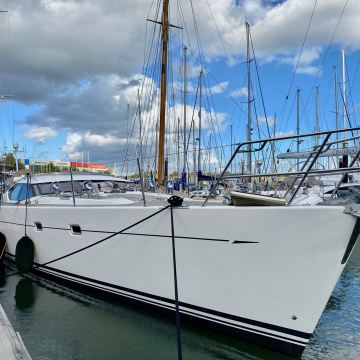 Oyster Yachts 655, Rocas