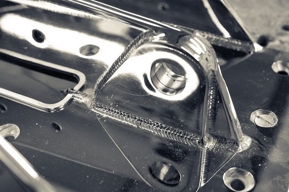 Oyster 62501, New Yacht, New Stem Head Design – Some Meticulous Welding