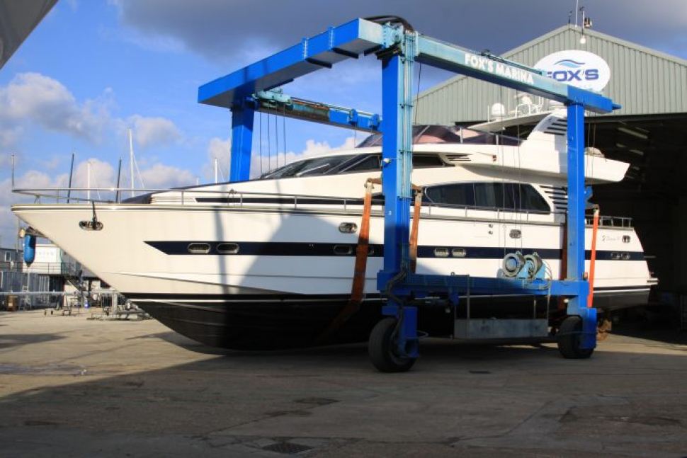 Fox’s Pit Stop for Elegance Yacht, Cleo of Southampton