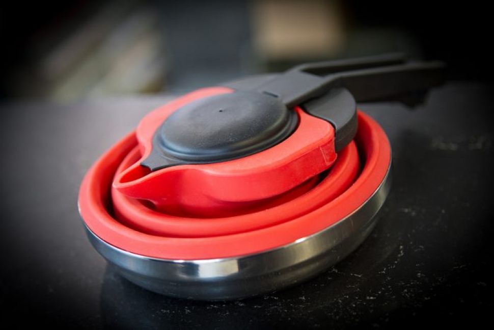 A brilliantly portable kettle, which caters for all your yachting or camping needs