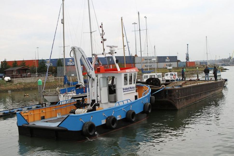 Bradwell Marina work barge launched at Fox’s Marina