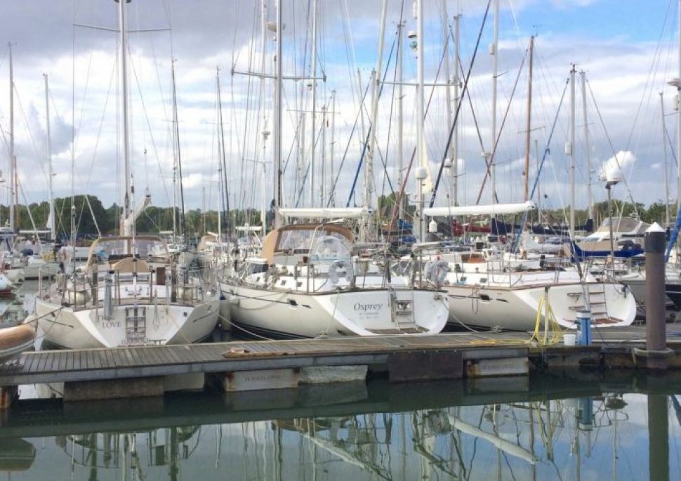 Recently refitted Oyster yachts return to Fox’s