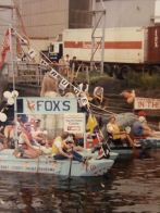Fox's Raft Race