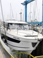 Jeanneau Merry Fisher haul