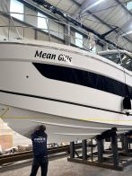 Jeanneau Merry Fisher being prepped for Coppercoat