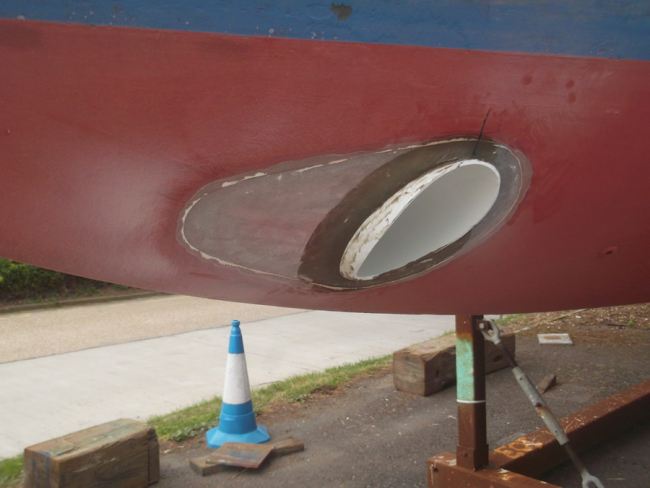 Bowthrusters Dramatically enhance boat handling and manoeuvrability