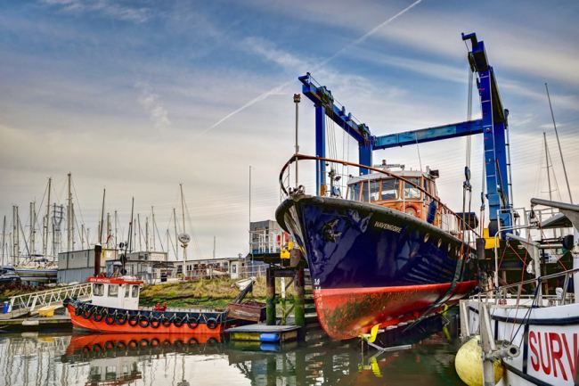 Commercial & Workboat Services