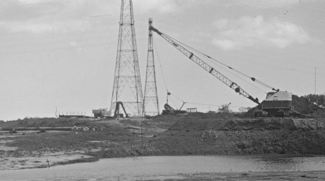 Fox's ceases to be a family business and moves to its current site at Oyster Creek