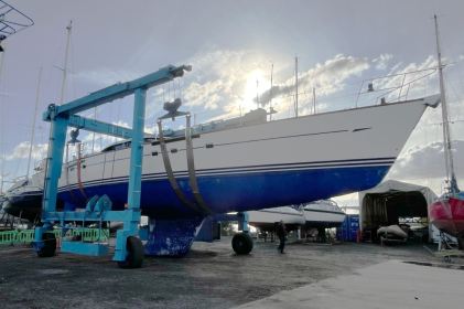 Oystre 82 Midnight in boatyard